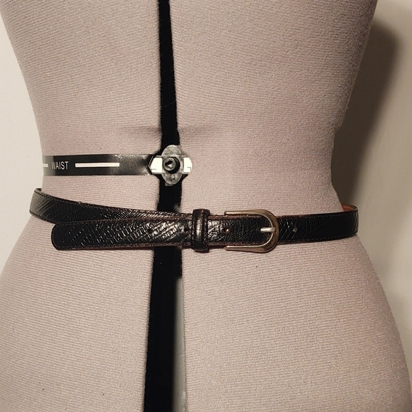 Accessories - Thin Black Snakeskin Genuine Leather Upper Belt with Silver Buckle Sz M